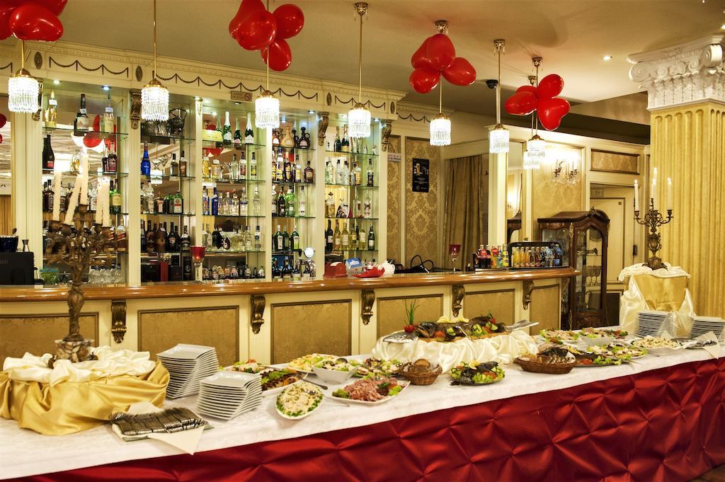 Spa Hotel Gloria بشيميش المظهر الخارجي الصورة
