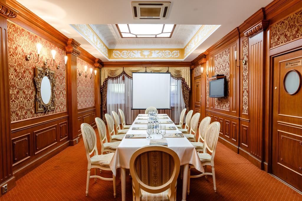 Spa Hotel Gloria بشيميش المظهر الخارجي الصورة