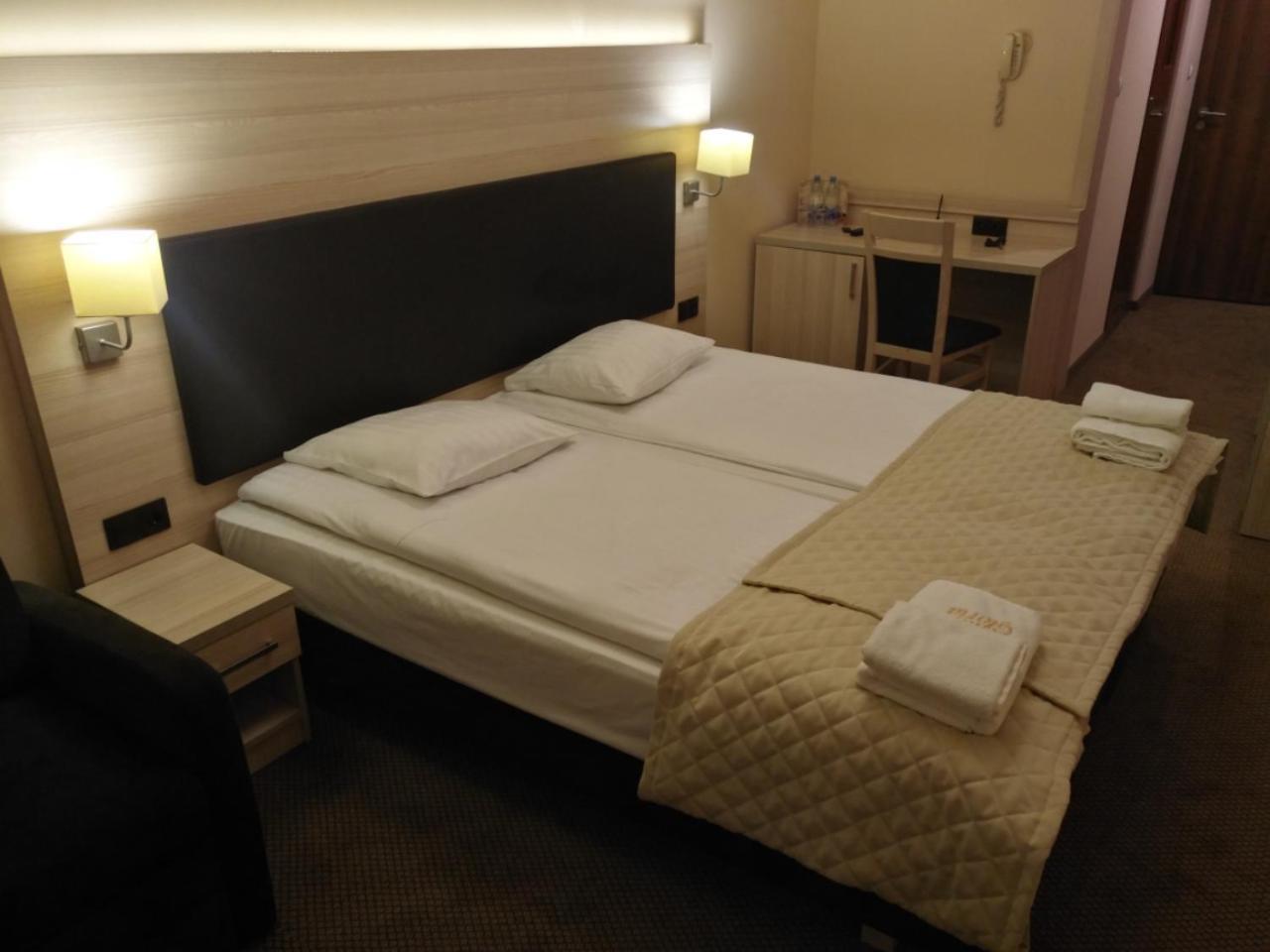 Spa Hotel Gloria بشيميش المظهر الخارجي الصورة