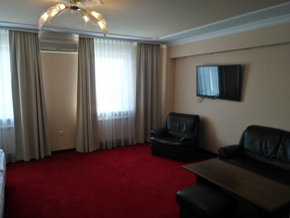 Spa Hotel Gloria بشيميش المظهر الخارجي الصورة